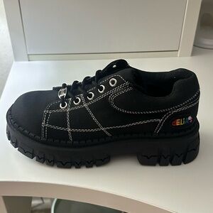 listing-status-banner